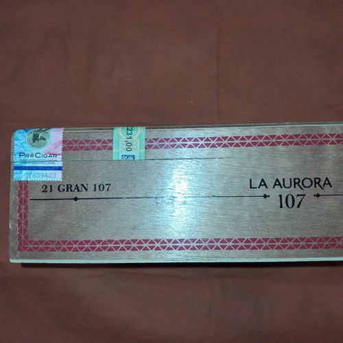 La Aurora 107 wooden cigar box used