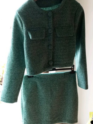 Women's vintage style suit size L new green