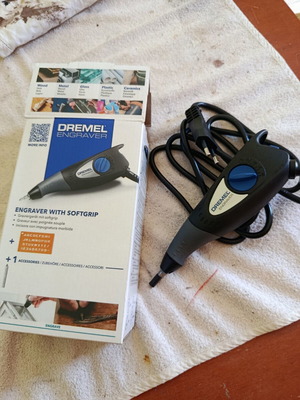Dremel metal engraver like new