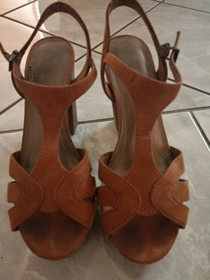 Sandals tan color size 38 like new, 12 cm heel with 5 cm platform