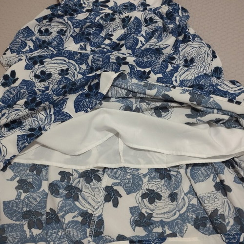 Maxi women's dress like new, blue and white floral pattern, Shein
