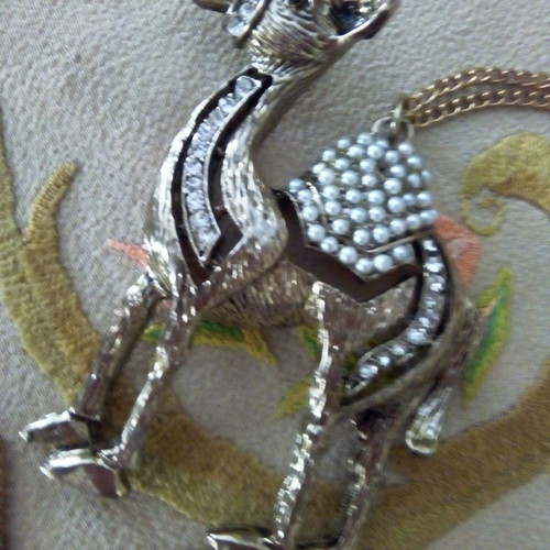 Camel vintage pendant like new with pearls and rhinestones