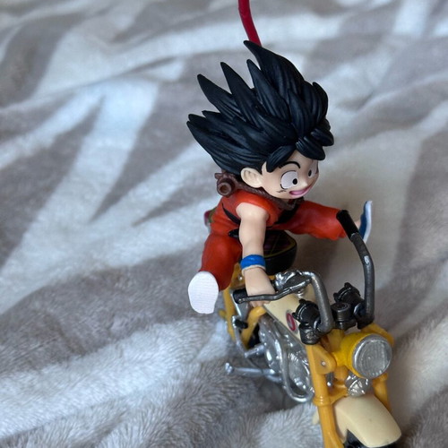 Son Goku baby φιγούρα καινούργια 13 εκατοστά με κουτί