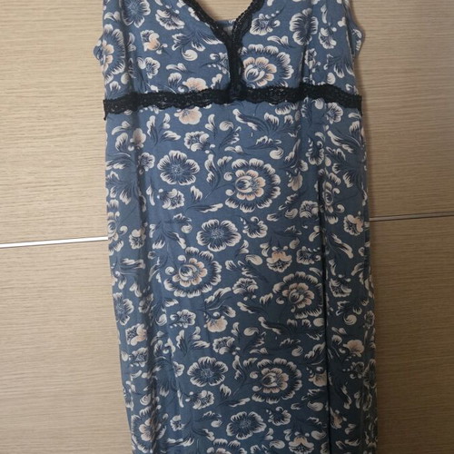 Esmara nightdress like new, size M, white and blue