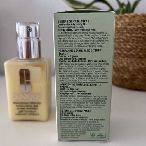 Clinique Dramatically Different Moisturizing Gel 125ml oil-free