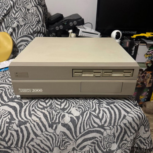 Amiga Commodore 2000 used with controller and expansion RAM