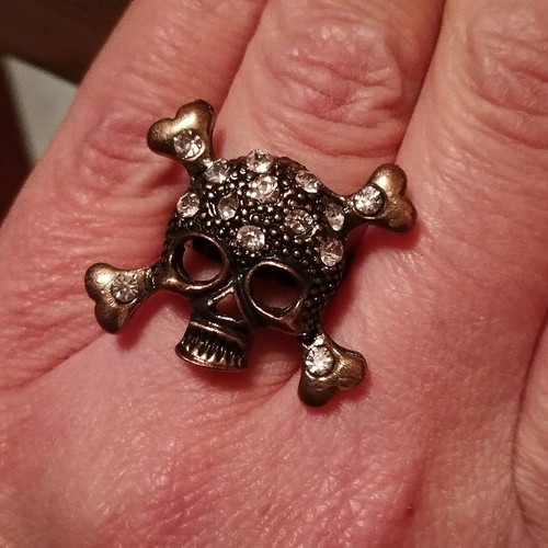 Ring in excellent condition
