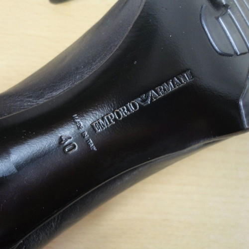 Emporio Armani women's high heel shoes size 40 like new, black leather