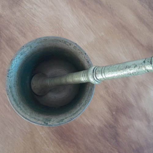Bronze mortar with pestle used