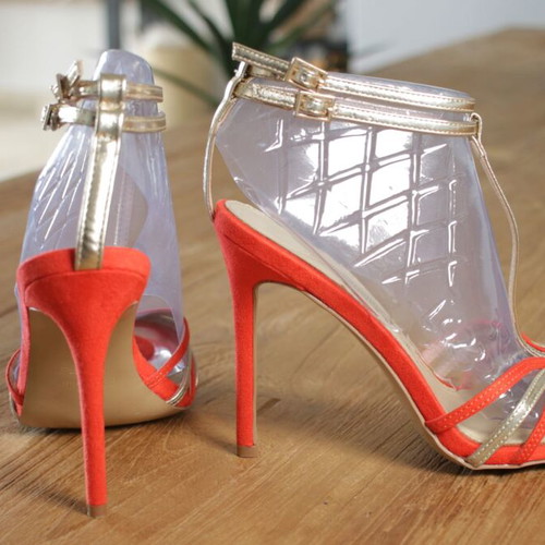 Primadonna Collection red and gold pumps new, size 37
