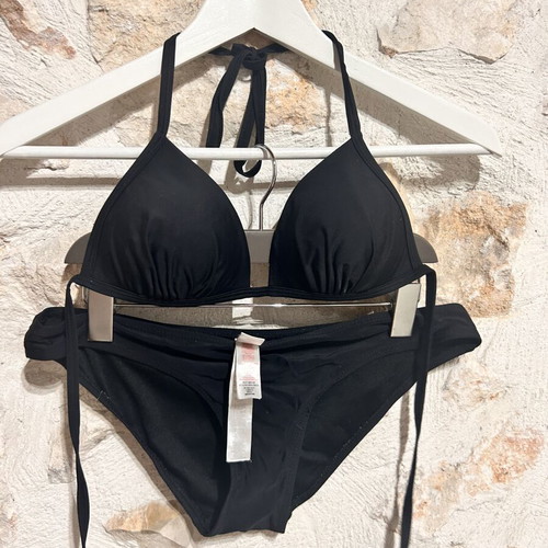 New Look Black Triangle Bikini Set used, size 8