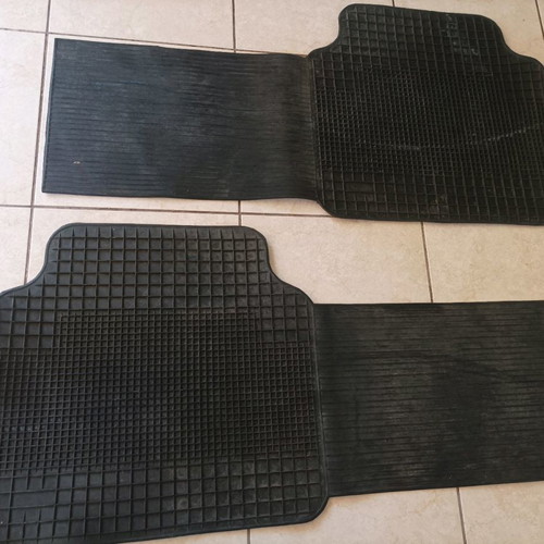 Rubber car mats used with bridge professional anti-slip