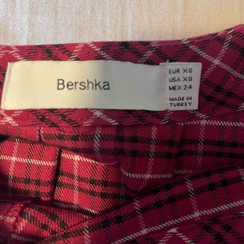 Bershka mini checkered skirt in pink, size XS, like new