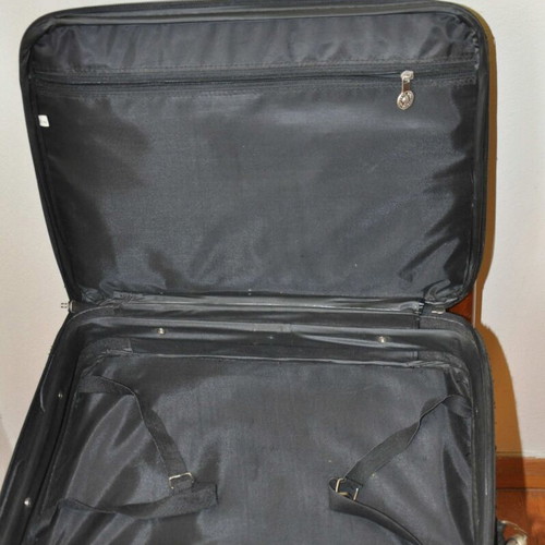 Diplomat laptop bag like new, black with multiple compartments