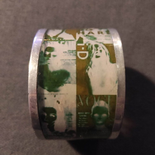 Y2k Vogue bangle stainless steel like new, green