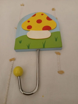 Children's mushroom hanger new