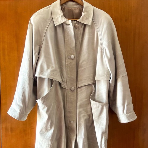 Leatherstill leather trench coat, made in Italy, size S, beige