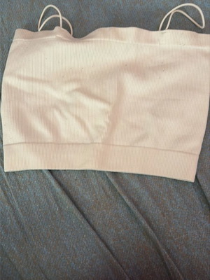 Crop top white used, sizes XS and S