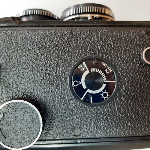 Vintage Lubitel 166B Lomo camera used with T-22 4.5/75 lens