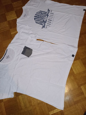 Admiral white t-shirts new, size XL, set of 2