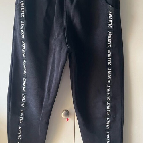 Boys' black tracksuit used, size 10
