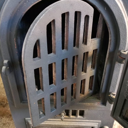 Cast iron stove used 30x30 height 80cm