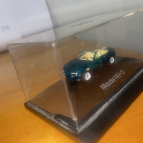 Mazda MX-5 Miata (NA) 1:43 Limited Edition IAA 1993 model like new