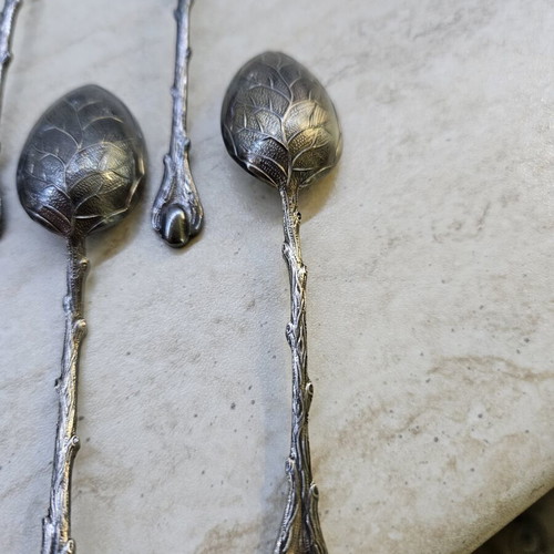 Vintage set of 12 teaspoons with handmade branch design, like new