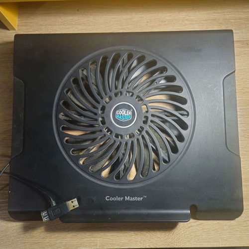 Cooler Master laptop cooling pad used with functional issues