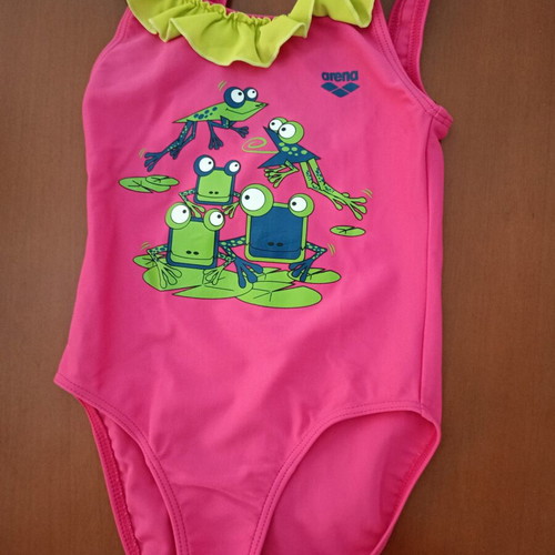 Arena girls' swimsuit used with happy frog design pink