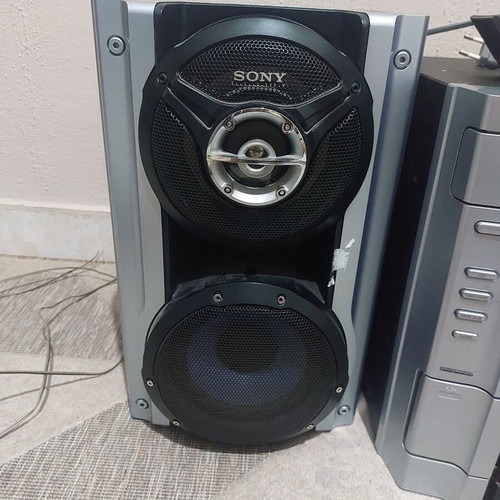 Sony HCD-RG333 radio CD player used, for parts or repair