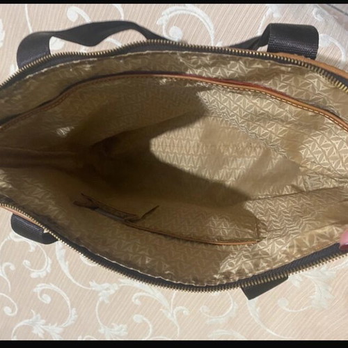 La tour Eiffel shoulder bag like new, black and brown