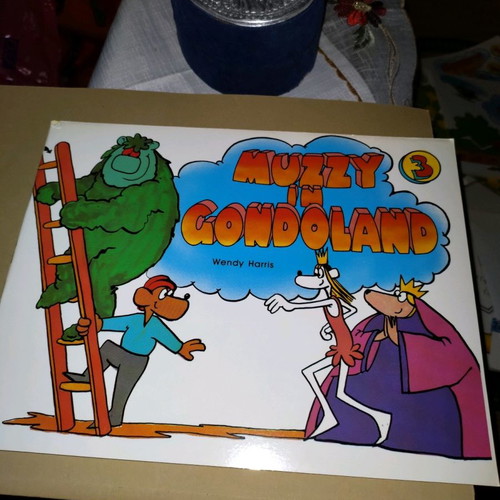 Muzzy in Gondoland collection of new English books