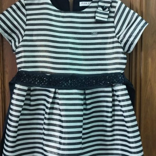 Miss Ebita Dress No 14 like new brown with beige gold