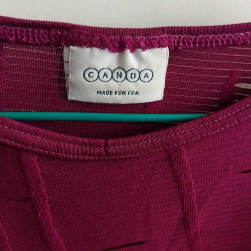 Fuchsia blouse XL long sleeves perforated like new