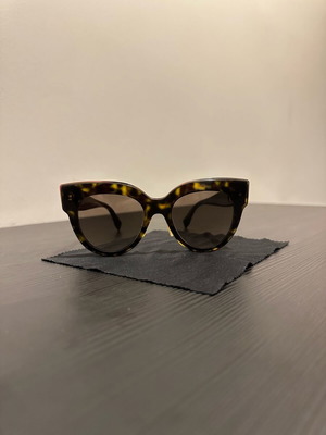 Fendi FF 0360/G/S sunglasses like new, brown tortoise acetate