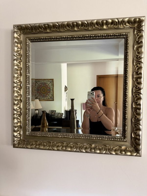 Mirrors set of 2, like new, dimensions 70x70 cm