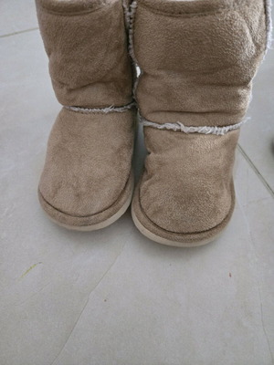 H&M boots used, size 24, beige