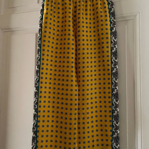 Escada silk women's pants like new, multicolor yellow