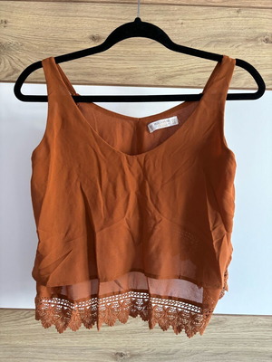 Pull & Bear terracotta crop top like new with embroidery