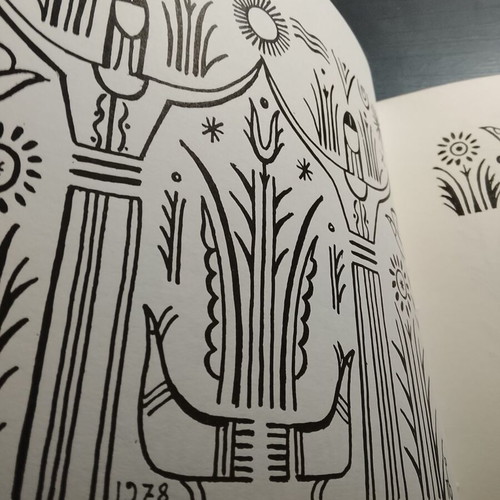 Soneta Agapi Molyviati - Venezi like new with cover and designs by Panos Valsamakis