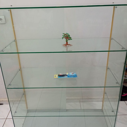 Showcase for store like new 140x99x44