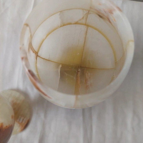 Set of 2 vintage wine glasses made of natural onyx stone like new