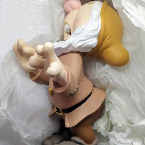 Sneezy figure Demons & Merveilles collectible
