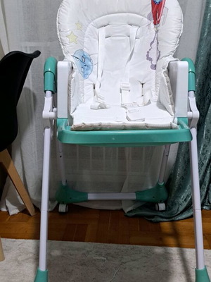 Caretero Luna folding high chair used with plastic frame and leatherette seat