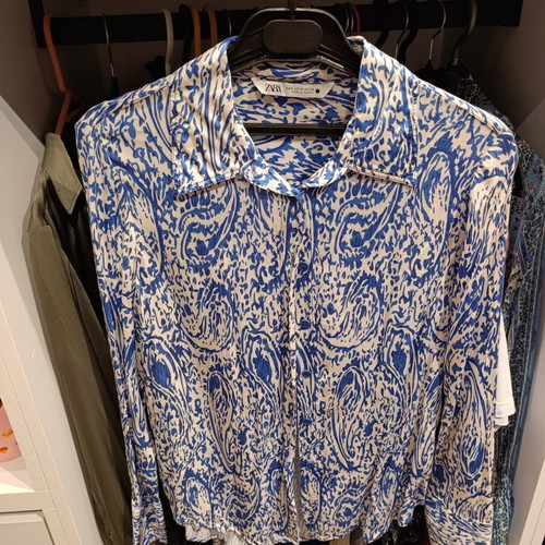 Zara printed satin-look shirt new, beige and blue