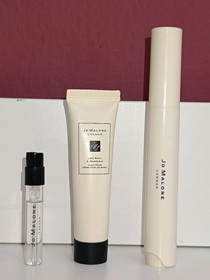 Jo Malone gift set with Nectarine Blossom and Honey and Lime Basil hand cream like new