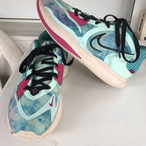 Nike Kyrie Low 5 "Community" sneakers used, women's size 38, turquoise