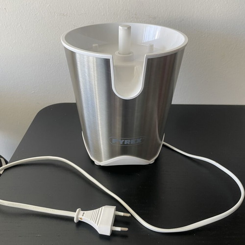 Pyrex electric citrus juicer 100W used, stainless steel detail