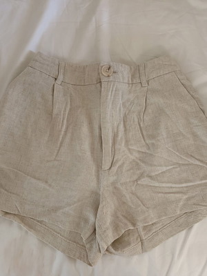 Stradivarius linen shorts, like new, beige, size S